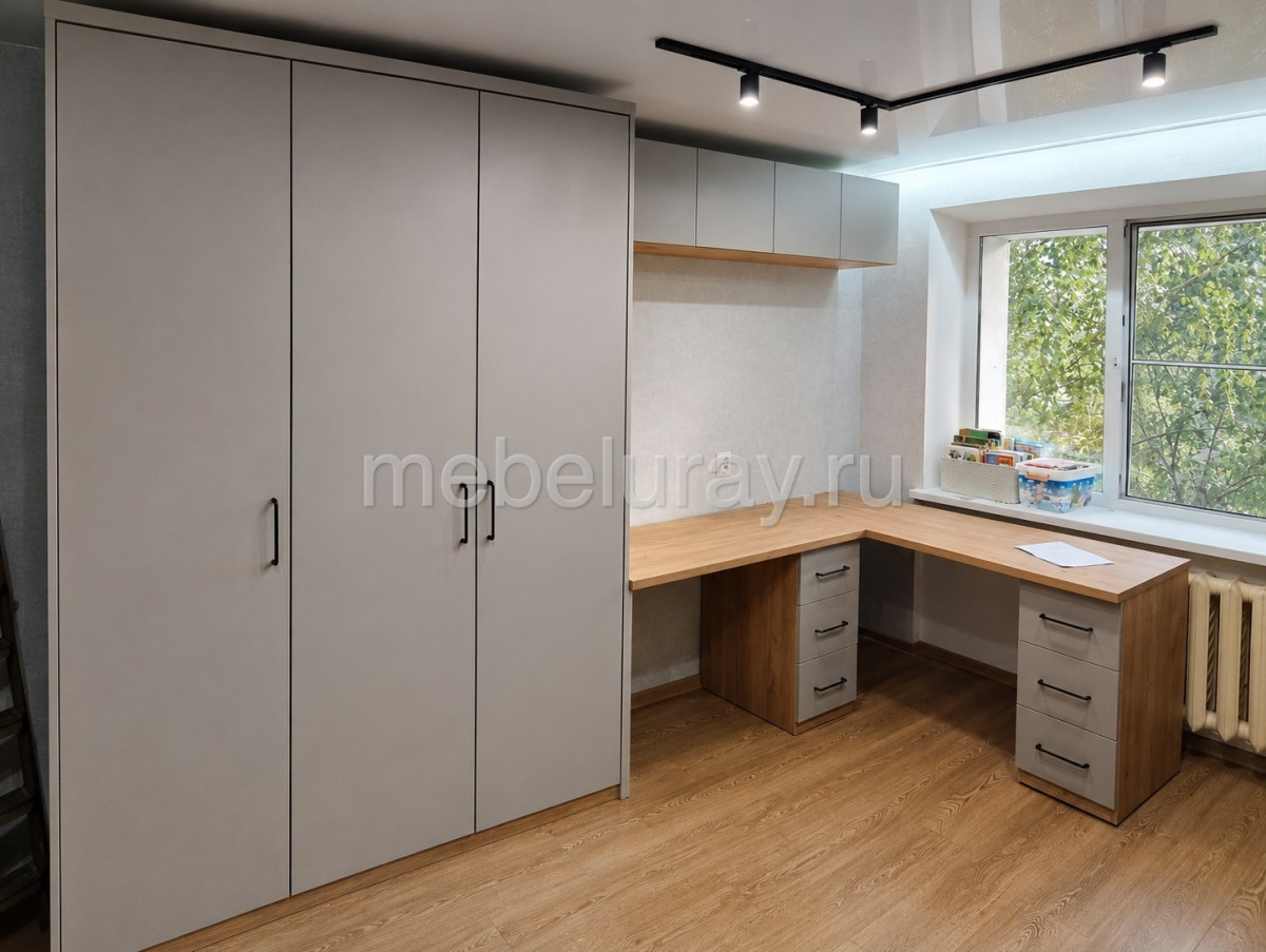 Komplekt-mebeli-v-edinom-stile